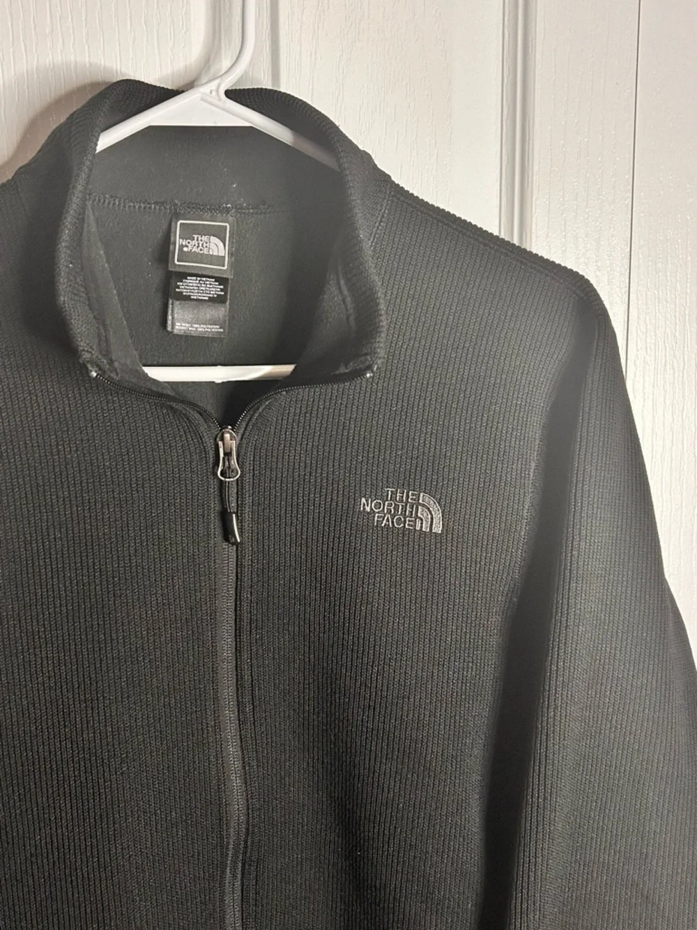 North Face Jacket Mens Medium Black Fleece Full Zip Outdoor Knit Thermoball F16‎
